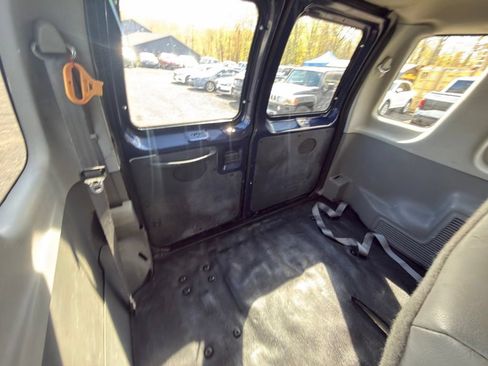 Used 2007 Ford E-350 and Econoline 350 XL RWD image 29