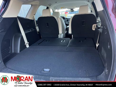 Certified 2024 Buick Enclave Essence image 10