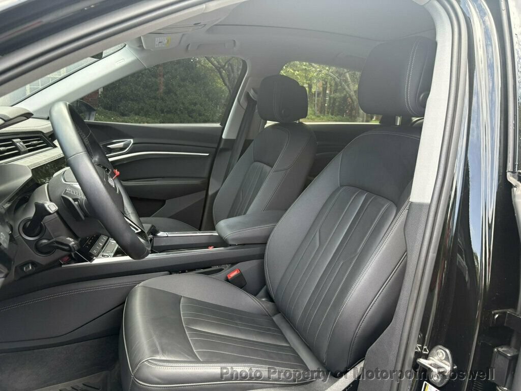 Used 2022 Audi e-tron Premium w/ Convenience Plus Package AWD/4WD image 11