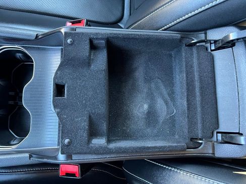 Used 2024 Jeep Grand Cherokee L Limited w/ Luxury Tech Group II image 31