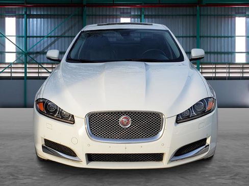 Used 2014 Jaguar XF 3.0 image 7