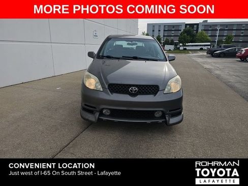 Used 2004 Toyota Matrix XR AWD/4WD image 2