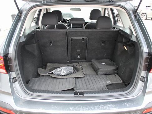 Certified 2022 Volkswagen Taos S image 26