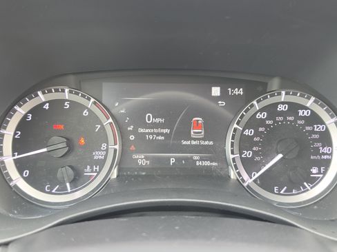 Used 2023 Toyota Highlander XLE FWD image 21