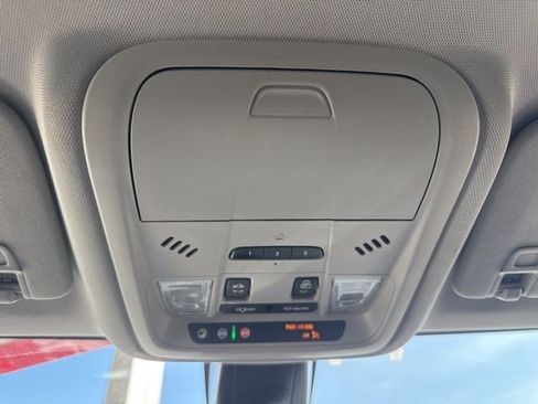 Used 2023 Chevrolet Blazer LT image 20