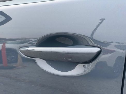Certified 2025 MAZDA CX-70 Plug-In Hybrid w/ Premium Plus AWD/4WD image 33