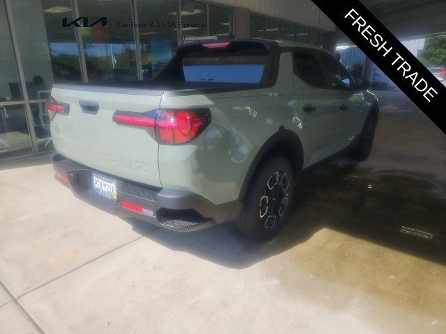Used 2024 Hyundai Santa Cruz SEL FWD image 2