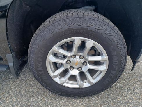 Used 2026 Chevrolet Silverado 1500 LT AWD/4WD image 27