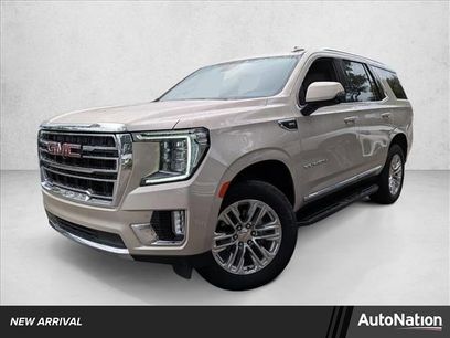 Used 2024 GMC Yukon SLT w/ SLT Luxury Package