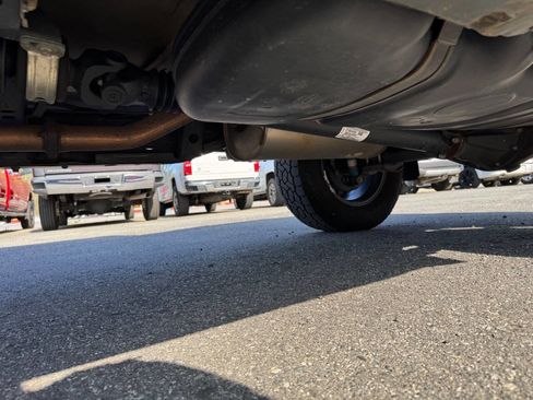 Used 2019 Toyota Tacoma TRD Sport image 26