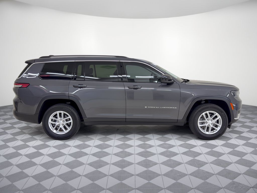Used 2023 Jeep Grand Cherokee L Laredo w/ Trailer Tow Group (B) AWD/4WD image 8