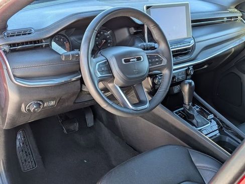 Certified 2023 Jeep Compass Limited image 11