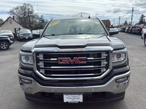 Used 2018 GMC Sierra 1500 SLT w/ SLT Premium Package AWD/4WD image 2