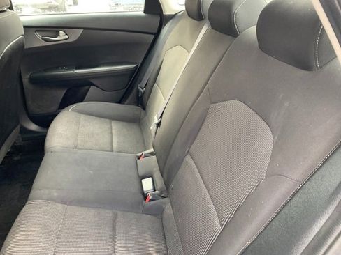 Used 2020 Kia Forte LXS image 17