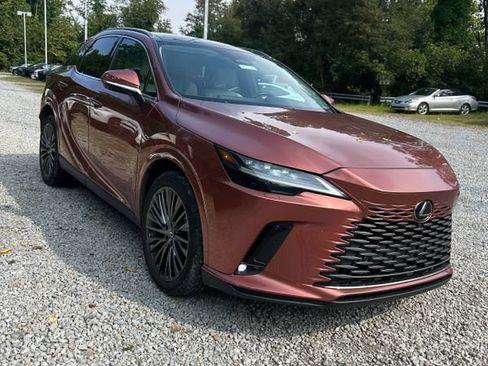 Used 2023 Lexus RX 350 AWD w/ Accessory Package image 6