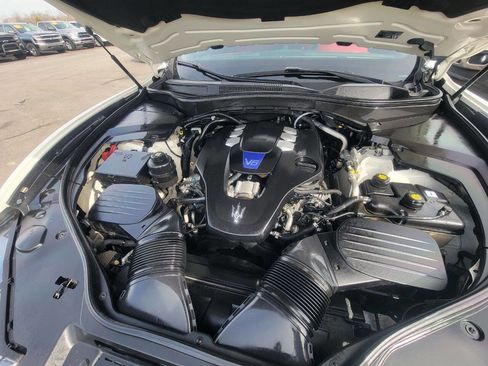 Used 2017 Maserati Levante S image 10