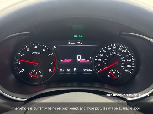 Used 2023 Kia Stinger GT2 image 13