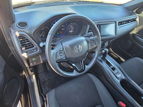 Used 2022 Honda HR-V Sport image 10