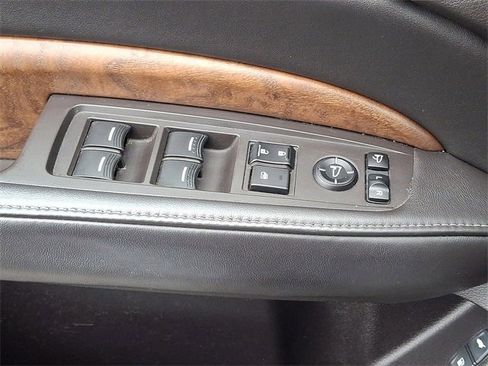 Used 2018 Acura MDX SH-AWD w/ Advance Package image 24