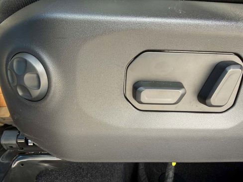 New 2025 Jeep Wrangler Unlimited Rubicon image 28