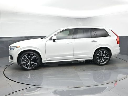 Used 2020 Volvo XC90 T6 Momentum w/ Protection Package Premier AWD/4WD image 4