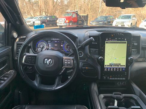 Used 2021 RAM 2500 Limited image 11