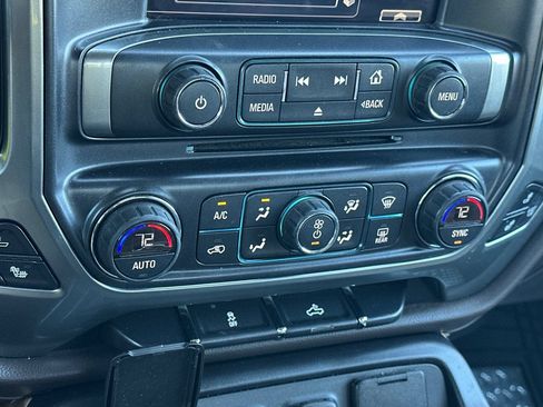 Used 2015 Chevrolet Silverado 1500 LTZ RWD image 18