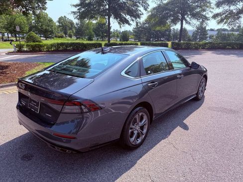 Used 2023 Honda Accord EX-L image 11