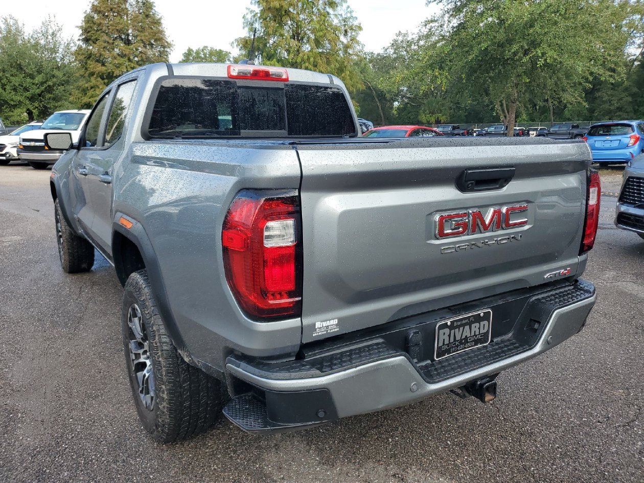 Used 2024 GMC Canyon AT4 w/ AT4 Premium Package AWD/4WD image 3