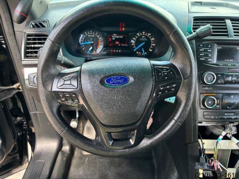 Used 2017 Ford Explorer 4WD Police Interceptor image 18