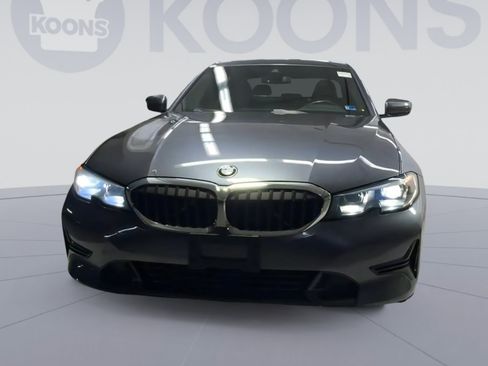 Used 2020 BMW 330i xDrive Sedan w/ Driving Assistance Package AWD/4WD image 4