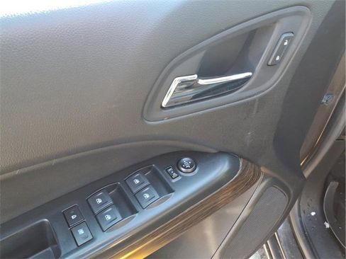 Used 2019 GMC Canyon Denali image 12