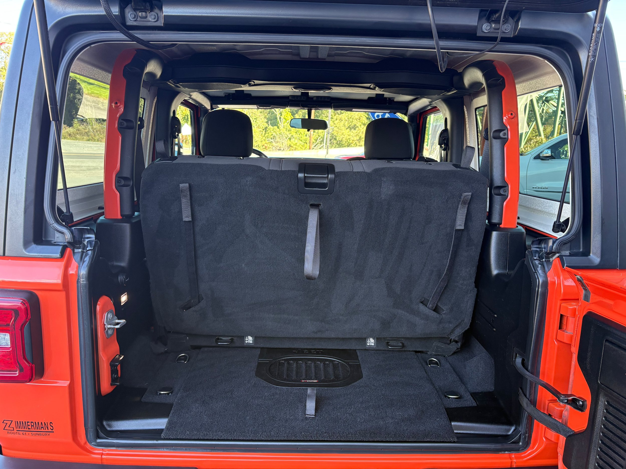 Used 2018 Jeep Wrangler Sport w/ Quick Order Package 28S AWD/4WD image 12