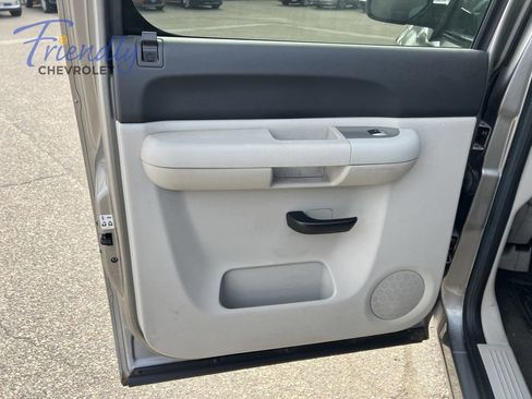 Used 2008 Chevrolet Silverado 1500 LT w/ Power Pack Plus AWD/4WD image 10