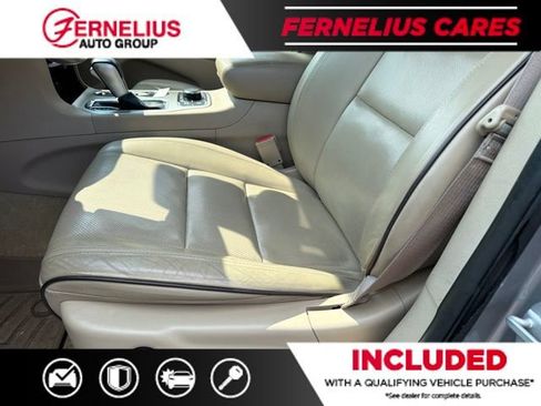 Used 2016 Jeep Grand Cherokee Overland w/ Advanced Technology Group AWD/4WD image 9
