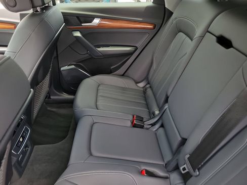 Certified 2023 Audi Q5 2.0T Premium w/ Convenience Package AWD/4WD image 26