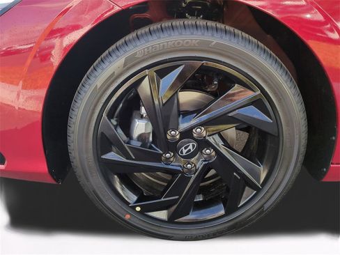 New 2026 Hyundai Elantra SEL Sport image 11