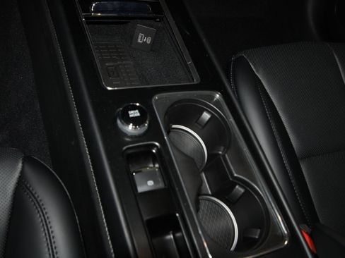 New 2026 Lincoln Corsair Premiere image 17