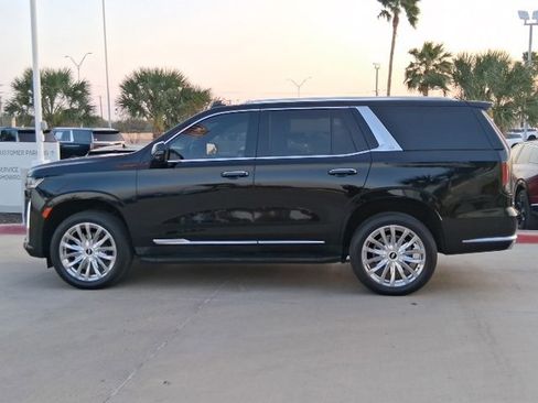 Used 2023 Cadillac Escalade Premium Luxury w/ LPO, Floor Liner Package image 3