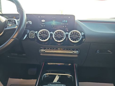 Used 2022 Mercedes-Benz GLA 250 image 25