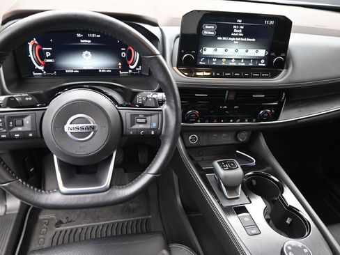 Used 2021 Nissan Rogue Platinum image 22