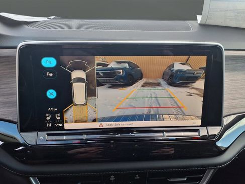 New 2026 Volkswagen Atlas SEL Premium R-Line image 62