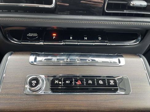 Used 2025 Lincoln Aviator Reserve w/ Illumination Package image 30