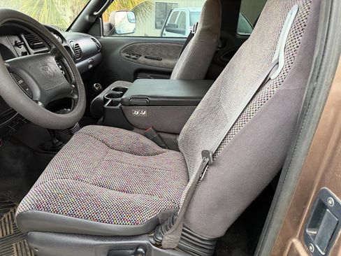 Used 2001 Dodge Ram 2500 Truck 4x4 Quad Cab image 6