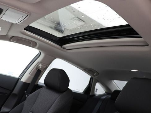 Used 2025 Honda Accord SE image 17