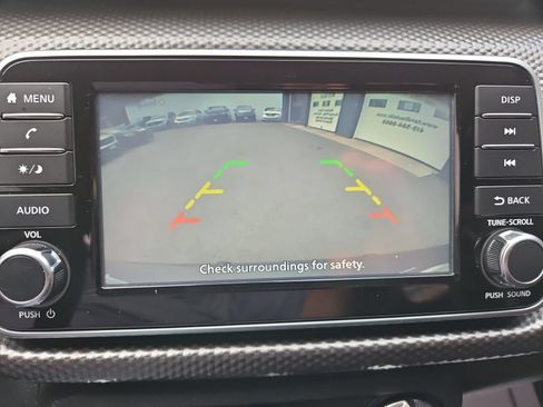 Used 2020 Nissan Kicks S FWD image 32