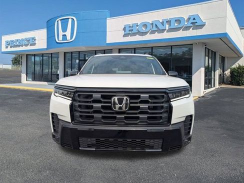 New 2026 Honda Pilot Sport image 9