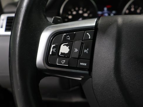 Used 2017 Land Rover Discovery Sport HSE image 36