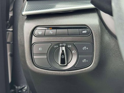 Used 2023 INFINITI QX50 Sport image 19