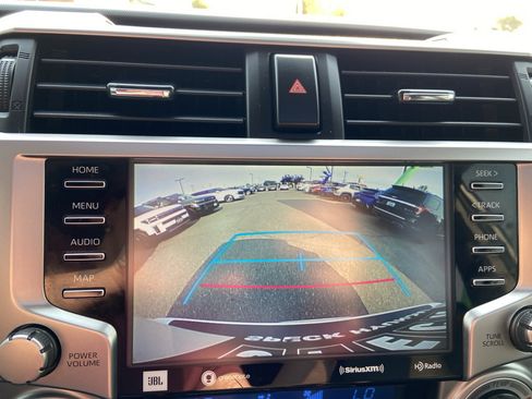 Used 2020 Toyota 4Runner Limited AWD/4WD image 12